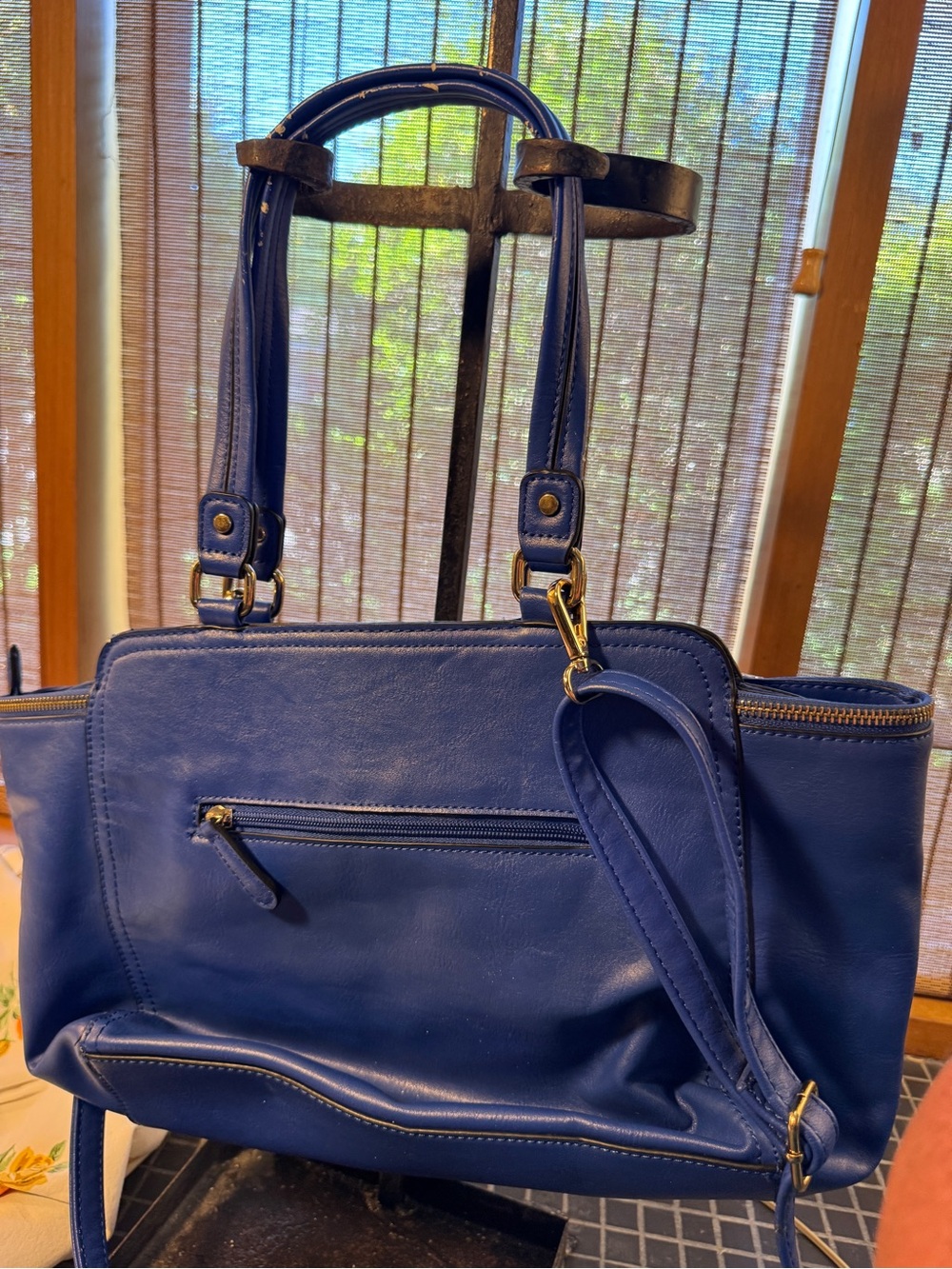 Classic Women's Shoulder Bag in Deep Blue